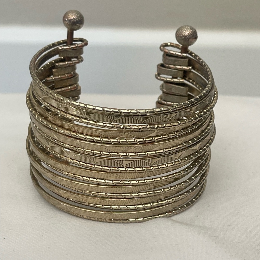 Gold Bangle Cuff Bracelet - Picture 2 of 4